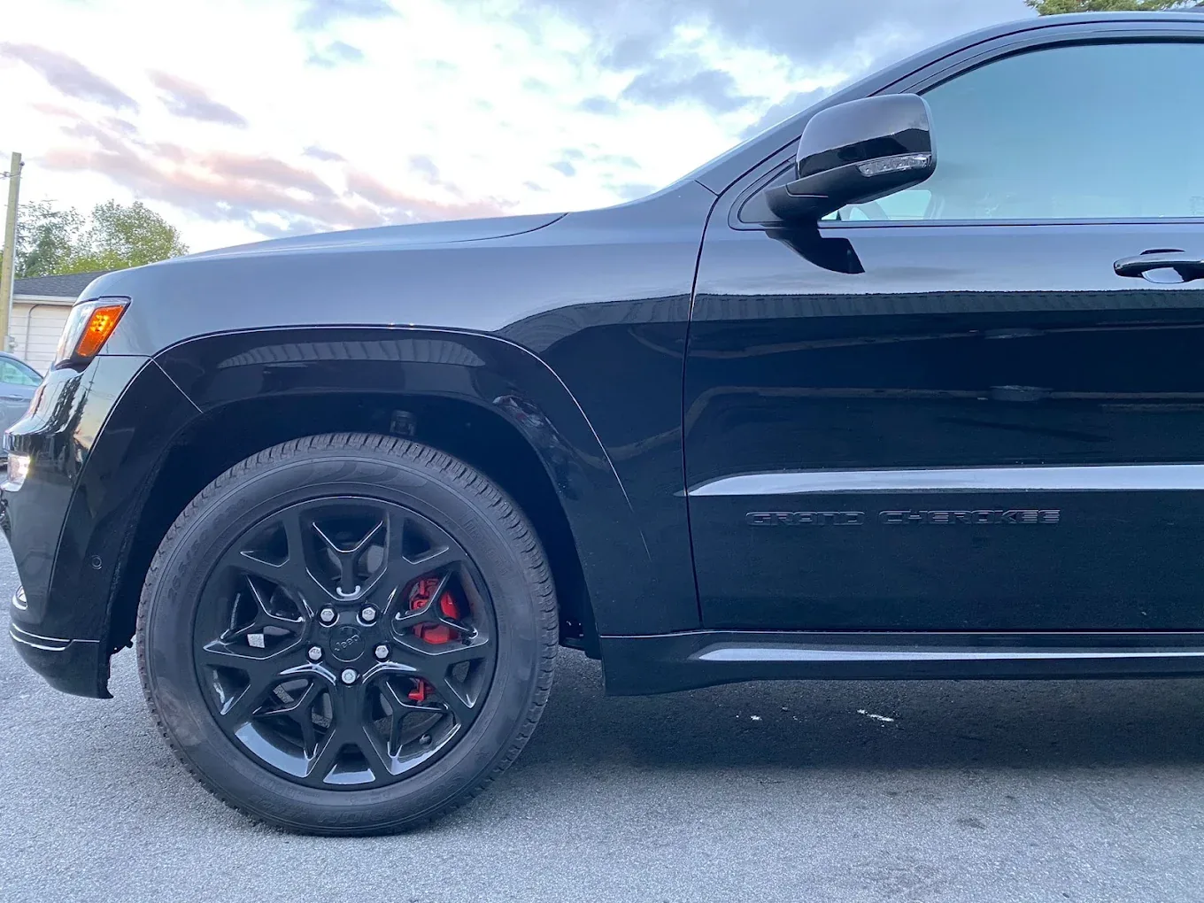 Tinted windows on a Jeep Grand Cherokee completed in Surrey
